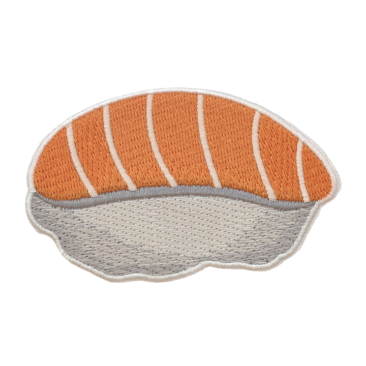 Brodeerattu sushi haalarimerkki, sushin muotoinen.